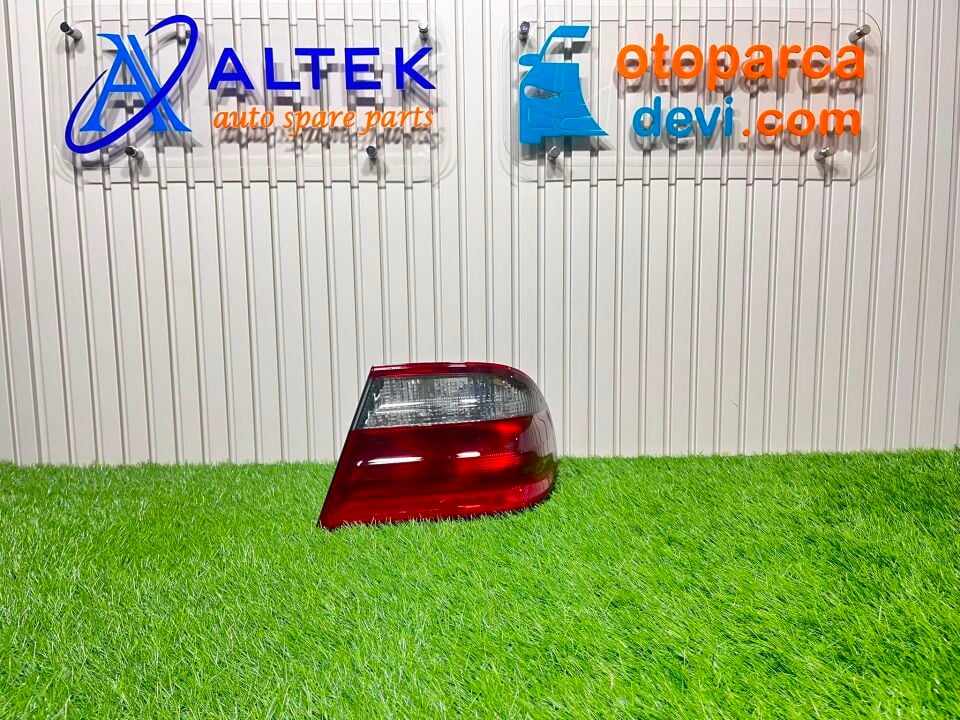 W210 KOMPLE STOP DIŞ SAĞ FÜME SİNYAL -AVG- 2000-02  | MARS
