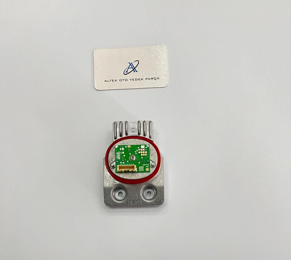 W205 DİNAMİK FAR MODÜLÜ LED SOL