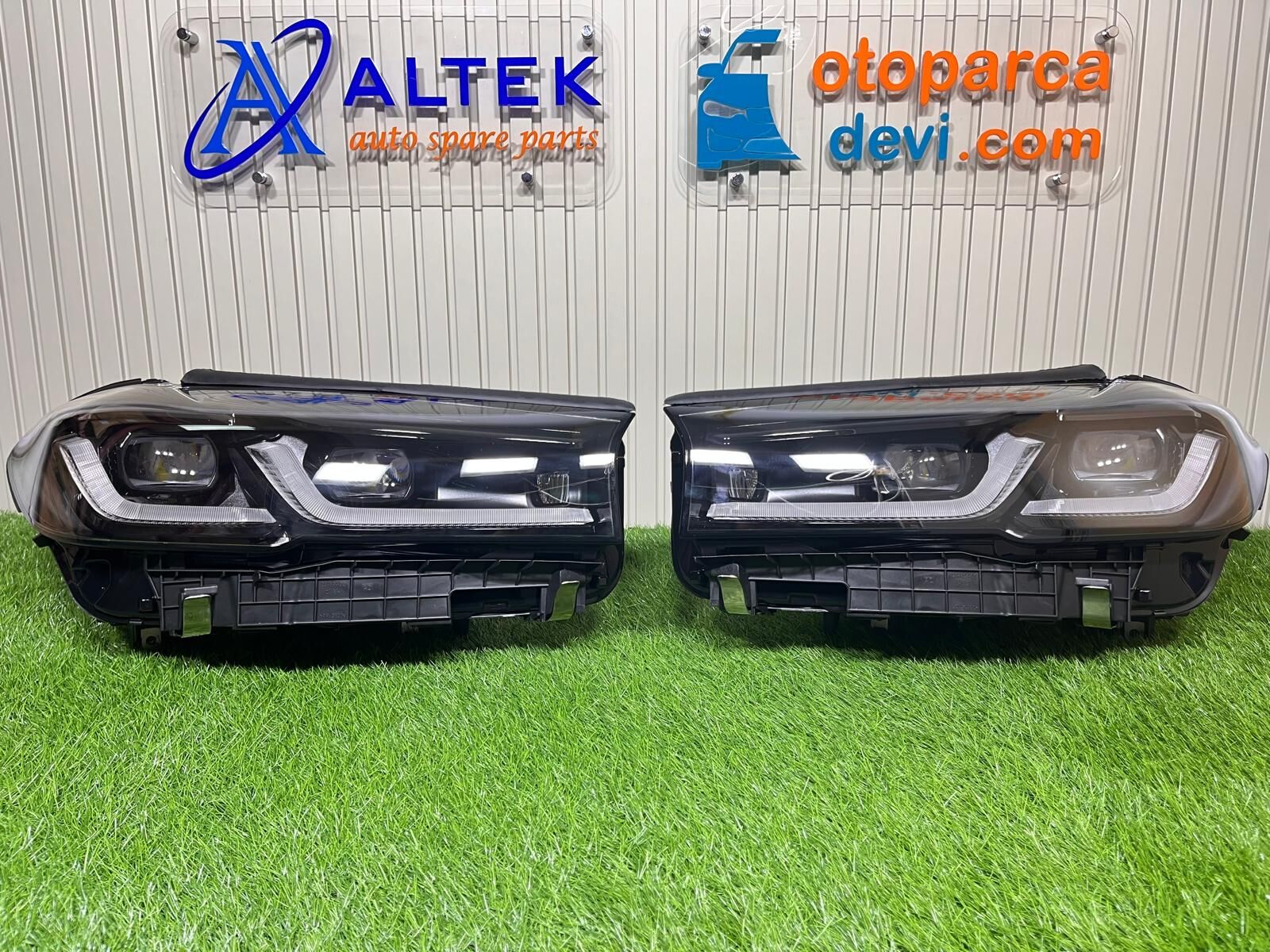 G30 KOMPLE FAR TAKIMI SHADOW (DÖNÜŞÜM G30> G30 LCI) L TAK ÇALIŞTIR