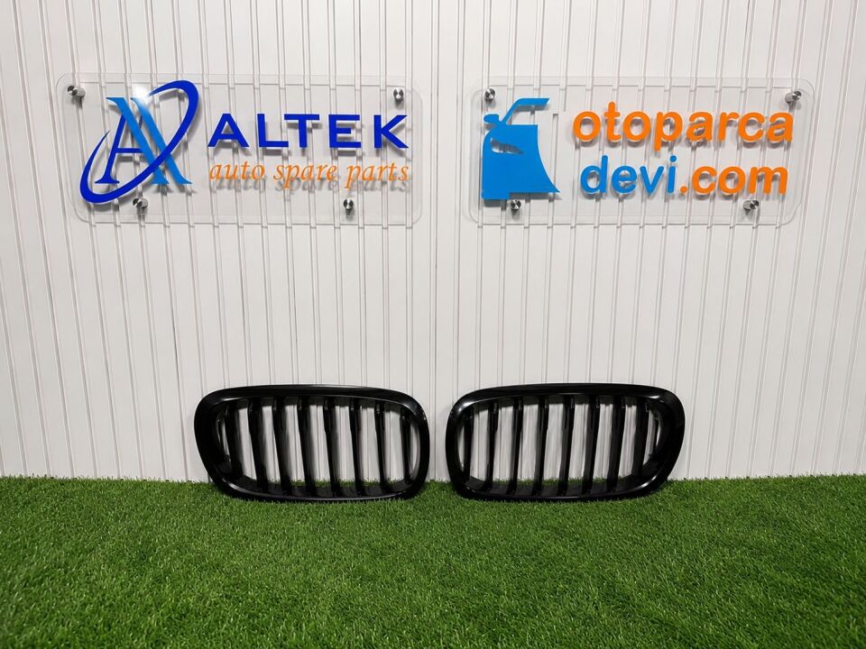 E46 PANJUR PİANO SİYAH ÇİFT ÇITALI COUPE 03-06